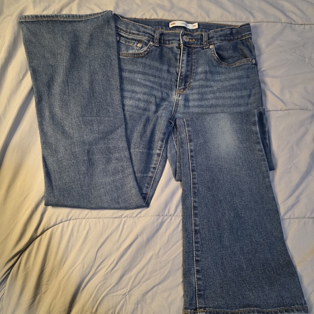 Levi's Flare Wide Leg Jeans in Denim Blue